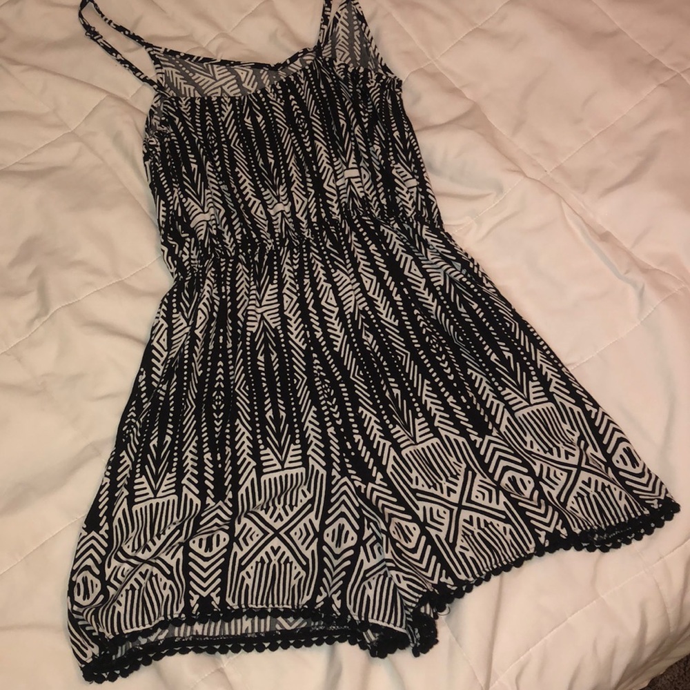 Romper - Picture 4 of 4